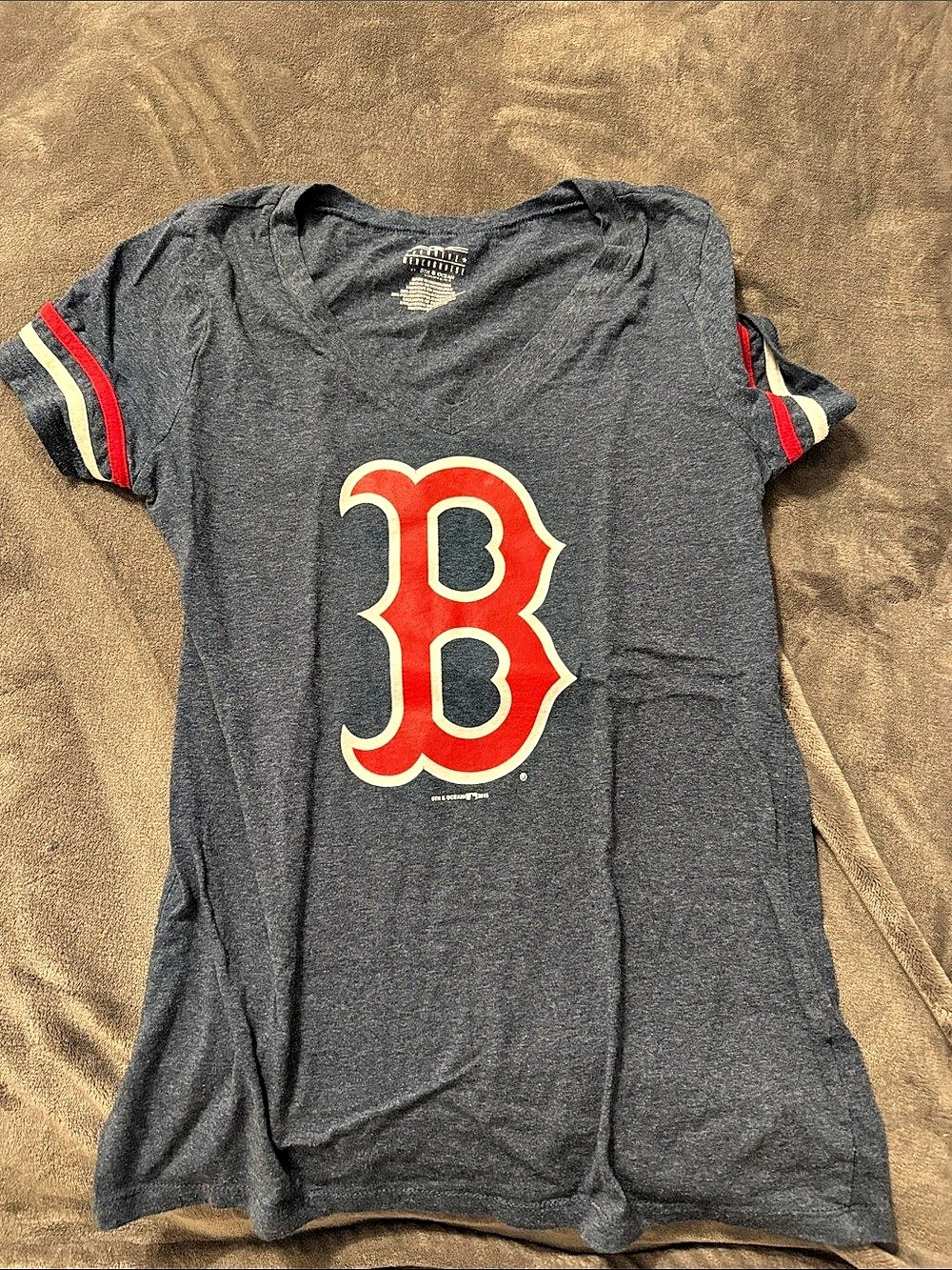 MLB Boston Red Sox tee Size Small